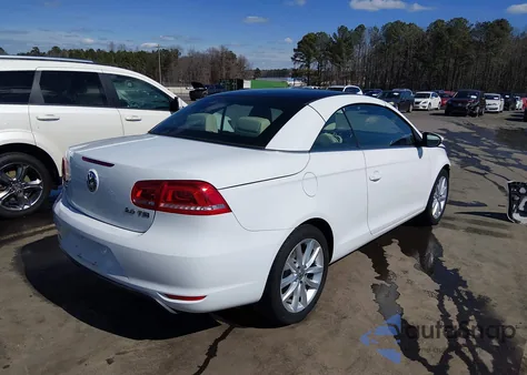 2016 Volkswagen Eos Komfort z USA, uszkodzony, nr VIN WVWBW8AHXGV001146